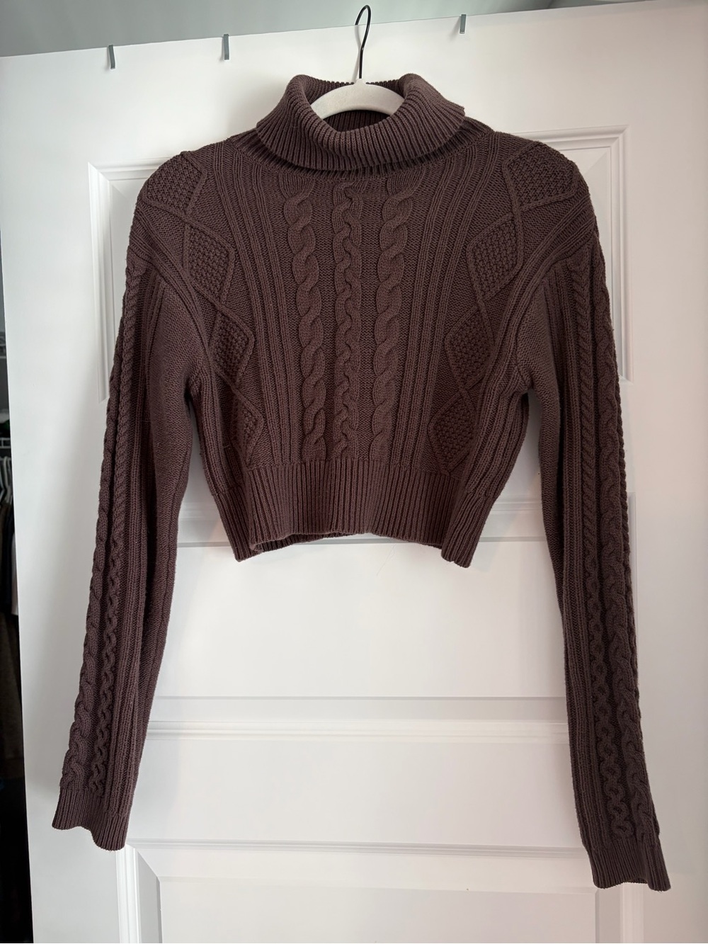 Cropped Cable Knit Turtleneck Sweater - Brown